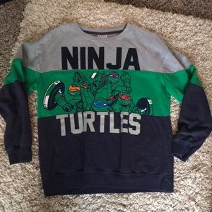 🐢 Like new Ninja Turtles crew neck 🐢